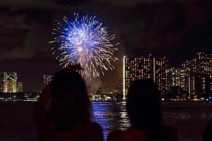 Fireworks-Tour-image-11