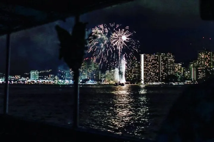 Fireworks-Tour-image-12