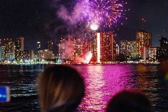 Fireworks-Tour-image-22