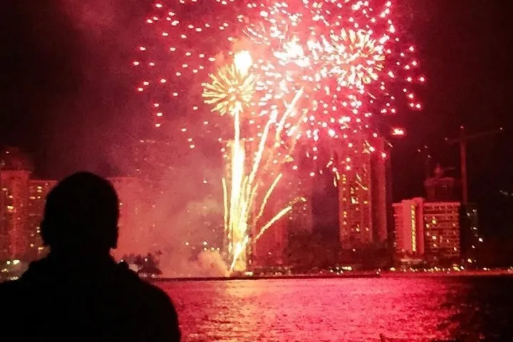 Fireworks-Tour-image-9