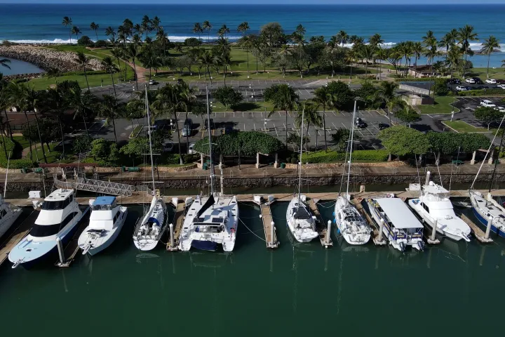 Private-Ko-Olina-Boat-Charter-image-5